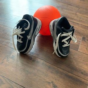 Nike Air Jordon Toddler Sneaker size 7